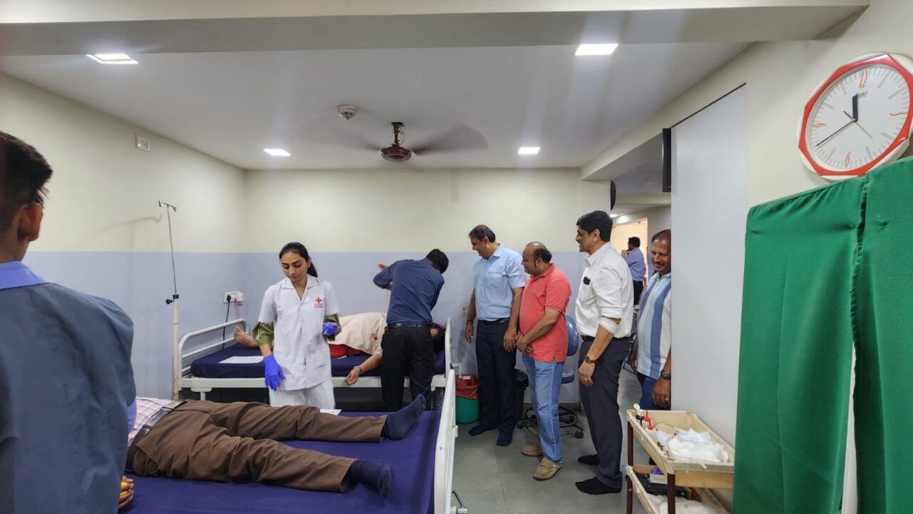 Sankalp Multispeciality Hospital Successfully Organizes Women’s Day Health & Blood Donation Camp