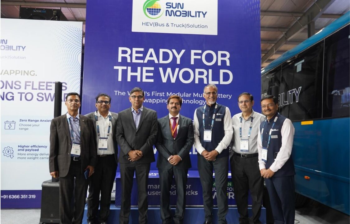 SUN Mobility HEV Business showcases the world’s first Modular Multi-Battery Swappable Solution with the Tata Starbus EV platform at Prawaas 5.0